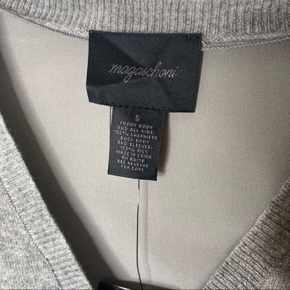 Magaschoni Grey Wool Silk Pullover V-Neck Sweater - Picture 7 of 10